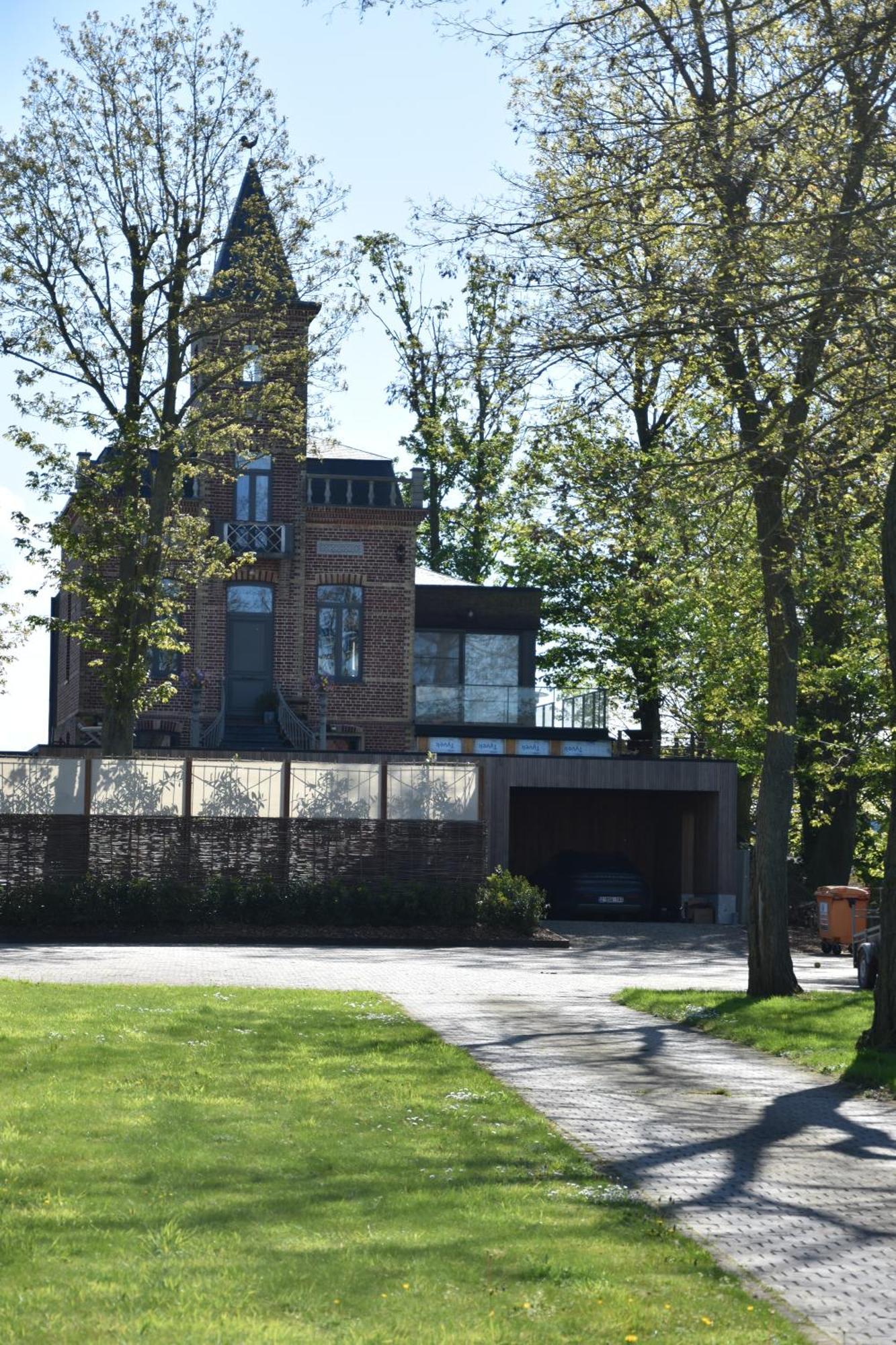 Terp Bed and Breakfast Poperinge Exteriör bild